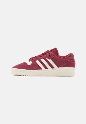 RIVALRY UNISEX - Zapatillas - collegiate burgundy/cloud white