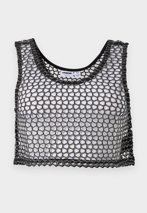 Top corto negro sin mangas con amplia malla de red y bordes en forma de ondas, colocado plano mostrando el frente y los detalles de la etiqueta interior.