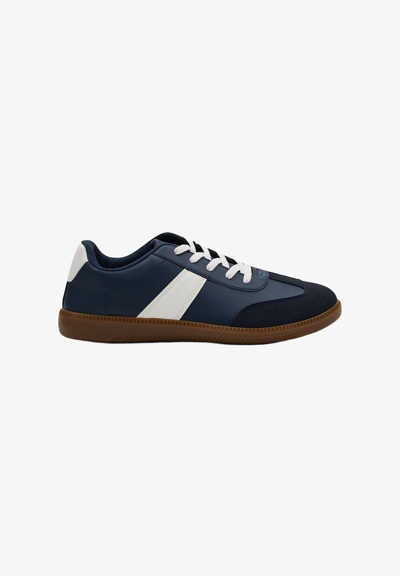 Inside Zapatillas