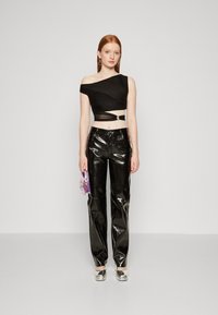 Bec + Bridge WHORL - Apdrukāts T-krekls - black
