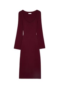 Puku burgundy iliyofanywa kutoka kwa kitambaa cha ribbed, yenye urefu wa magoti, iliyo na mikono mirefu ya aina ya bell na muundo wa shingo wa V wa kina.