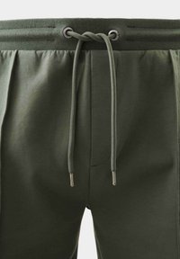 Marks & Spencer REGULAR FIT ELASTICATED WAIST - Teplákové kalhoty - smokey green