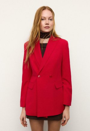 FITTED - Blejzer - red