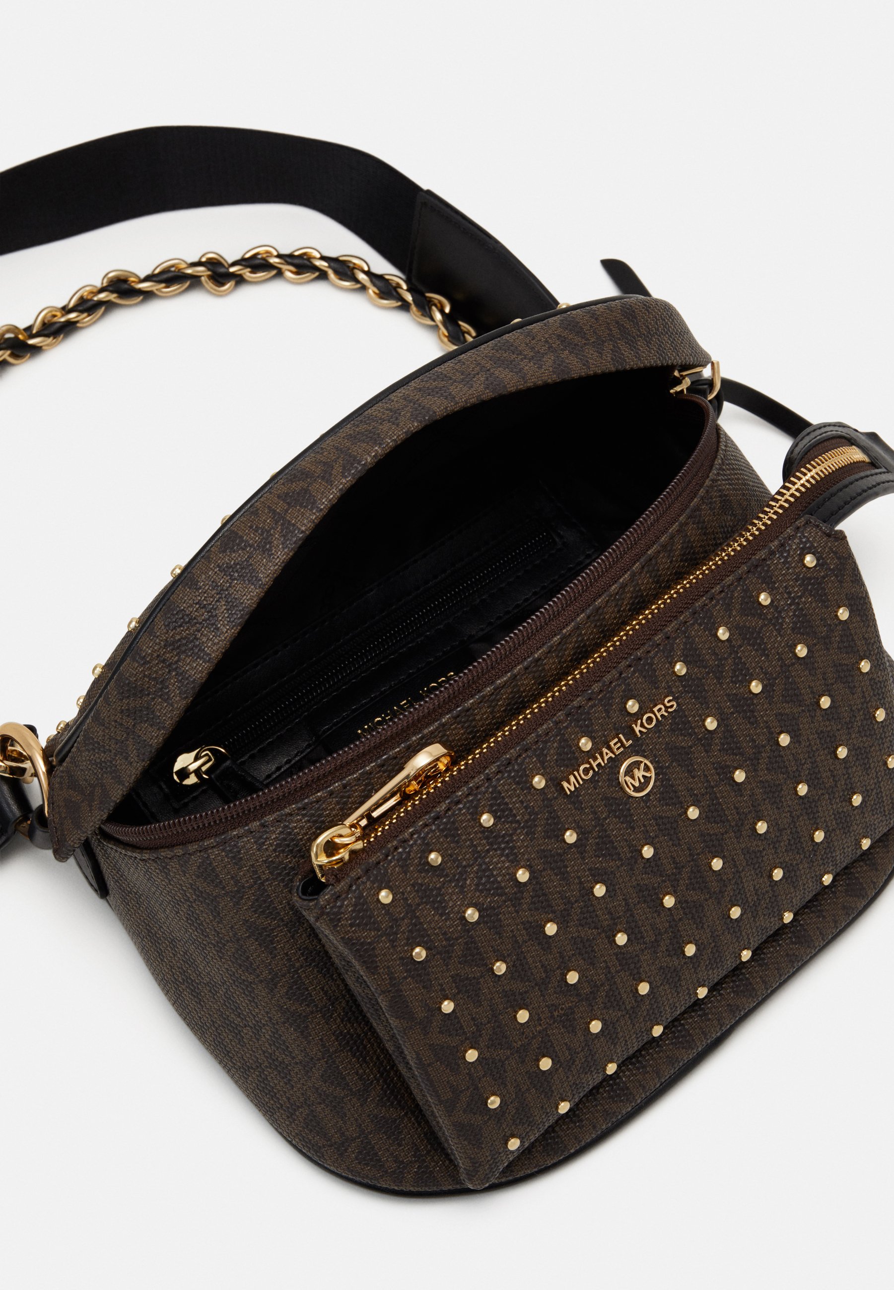 MICHAEL Michael Kors SLATER SLING PACK - Sac banane - brown/black ... MICHAEL Michael Kors SLATER SLING PACK - Sac banane - brown/black ...