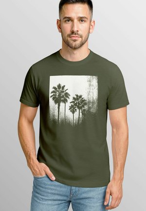 PALMEN FOTO VINTAGE STYLE FRONT STRAND - Print T-shirt - army