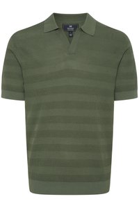Polokošile s límečkem a krátkými rukávy olivově zelená, s texturovaným pleteným vzorem s vodorovnými pruhy. Rovný lem a výstřih do V.
