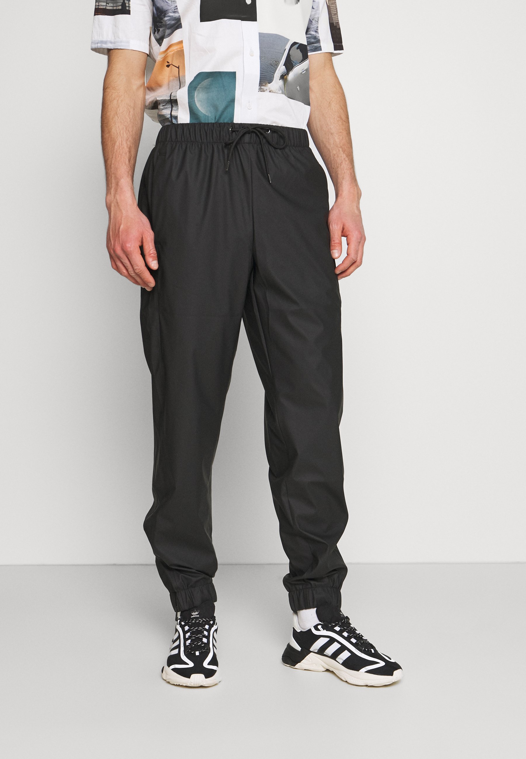 Rains PANTS - Broek - black/Zwart - Zalando.be