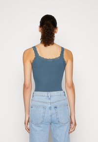 Rosemunde BABETTE DEEP BACK - Top - mountain blue