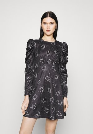 RUCHED WAIST FLIPPY - Day dress - mono