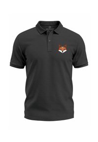 Dunkelgraues Poloshirt mit weichem Griff, das ein geometrisches orange-weißes Fuchs-Emblem auf der linken Brust und einen klassischen Kragen aufweist.