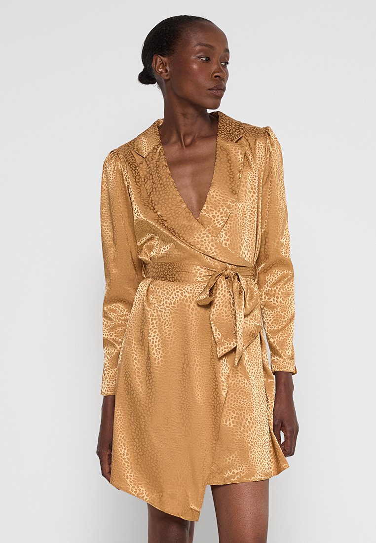 Closet Cocktailjurk mosterdgeel Closet Cocktailjurk mosterdgeel