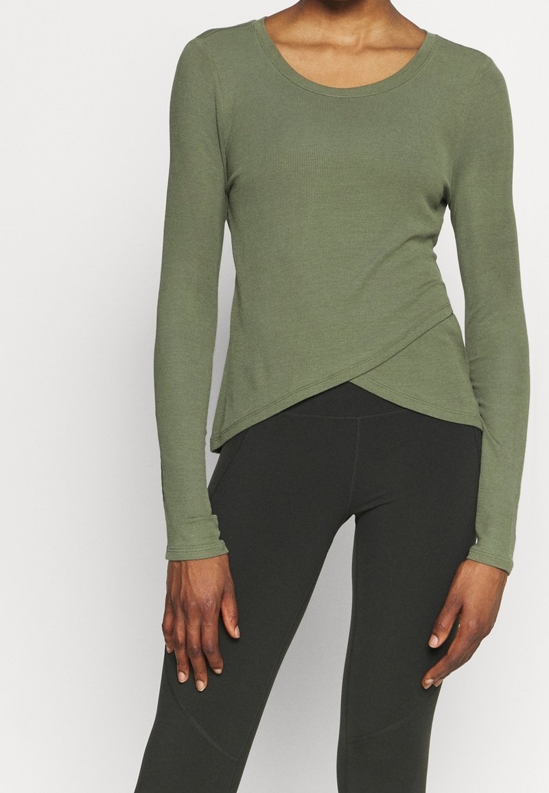 GAP T-shirt à manches longues - khaki