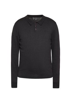 - Sweter