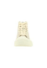 Beige gestrickte High-Top-Sneaker mit cremefarbener Gummisohle und strukturierten Details. Verfügt über flache cremefarbene Schnürsenkel und minimalistische Markenlogos auf der Zunge.