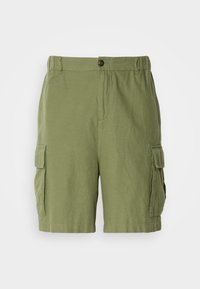 RELAXED FIT CARGO - Shorts - green