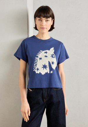 - T-shirt z nadrukiem