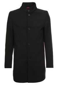 Cappotto nero con colletto alto, cinque bottoni frontali, due tasche laterali, tessuto liscio e design a taglio dritto. Nessun motivo o dettaglio visibile.