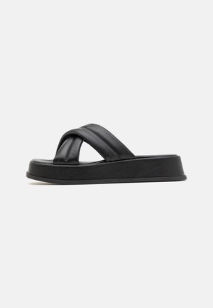 Marc O'Polo Matalakantaiset pistokkaat - black