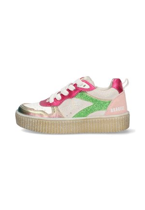 Mehrfarbige Sneaker mit weißem Grund, glitzernden grünen und pinken Akzenten, metallischen goldenen Details und einer strukturierten, hellen Sohle.