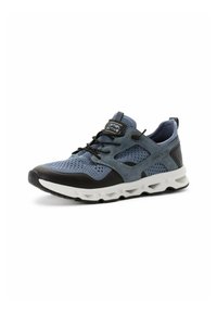 Leichtgewichtiger Mesh-Sportschuh in Blau und Schwarz mit einer weißen Sohle, runder Zehenpartie und schwarzen Schnürsenkeln sowie einem auffälligen Logo auf der Zunge.