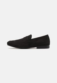 Unselected, black