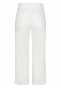 Białe spodnie z wysokim stanem, szerokimi nogawkami i dwoma tylnymi kieszeniami, pokazane od tyłu na białym tle.