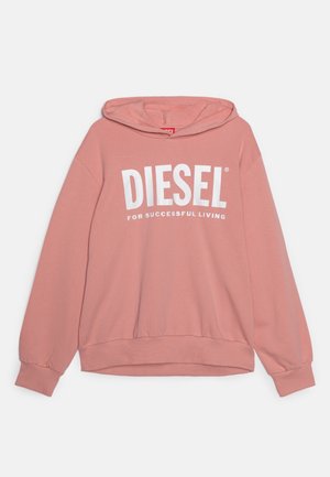 Sudadera rosa de manga larga con capucha, bolsillo delantero y un gran texto blanco "DIESEL FOR SUCCESSFUL LIVING" en el pecho.