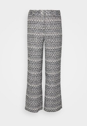 Pantalons en tweed avec un motif texturé en noir, blanc et gris. Conception à jambe large avec une taille élastique pour le confort et la flexibilité.