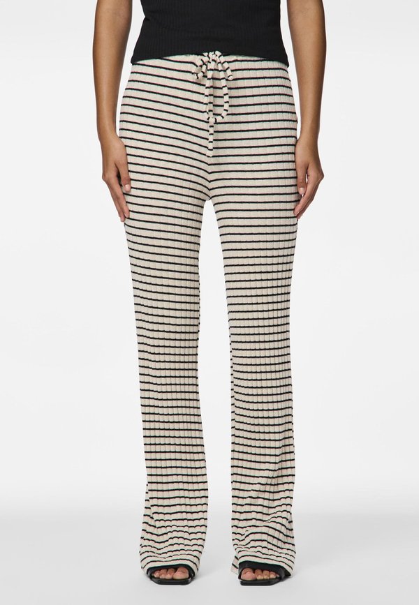 PCIRIS WIDE  - Trousers - birch