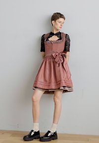 Krüger Dirndl Dirndl - rost