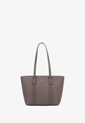 Sac fourre-tout gris avec deux longues poignées, surface texturée et design minimaliste. Présente des coutures subtiles et un détail de logo sur le devant.