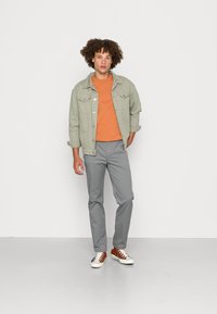 Lee REGULAR - Calças - steel grey