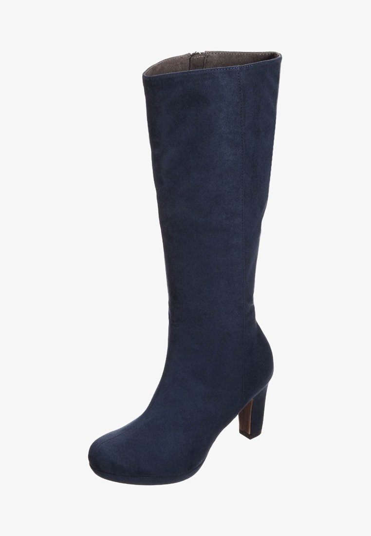 Botte pour femme haute en daim bleu marine, avec talon épais mi-hauteur et bout rond, s'étendant jusqu'au milieu du mollet.