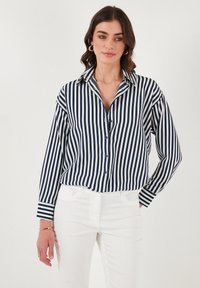 Unselected, dark blue