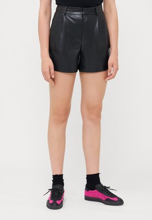 ONLSMOOTH  - Shorts - black