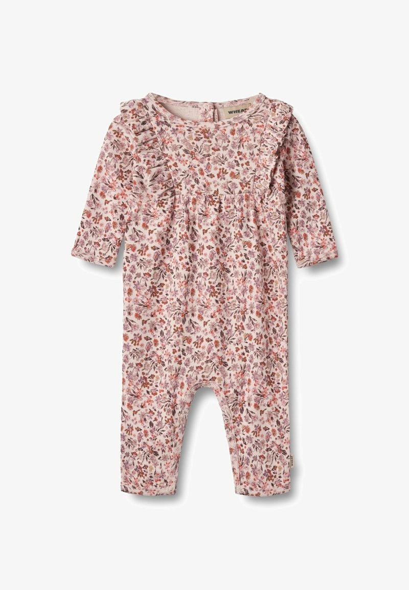 Combinaison à motif floral en tissu rose doux, avec manches longues, corsage froncé et accents à volants le long de l'encolure.