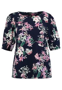 Blusa a stampa floreale con maniche corte, scollatura rotonda e fondo navy. I materiali comprendono un tessuto leggero con una consistenza morbida.