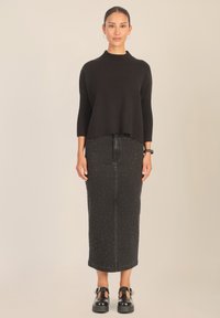 Apart OVERSIZED  czarny