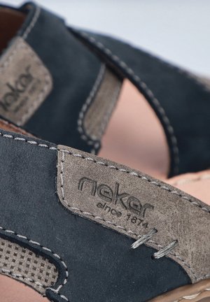Rieker, RIEKER PANTOLETTEN 21493 - Pantolette flach - blue