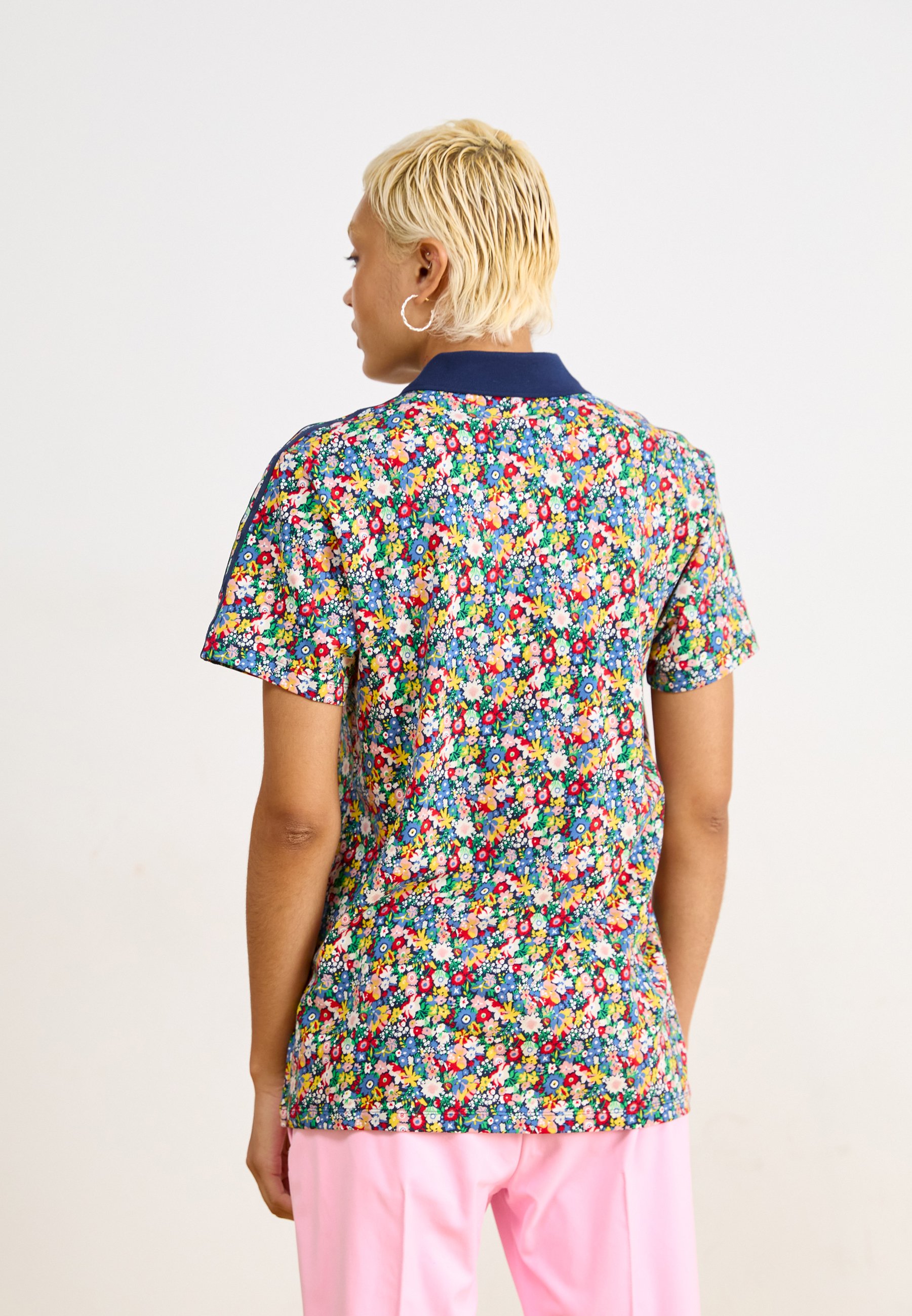 売れ筋商品|||アディダスオリジナルス Tシャツ レディース トップス LIBERTY TEE - Polo shirt - multicolor/night indigo adidas-Womens-Liberty-London-