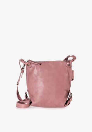 Leder-Crossbody-Tasche in sanftem, staubigem Rosa mit verstellbarem Riemen, Reißverschluss und glatter Textur. Minimalistisches Design, ohne Muster oder Akzente.
