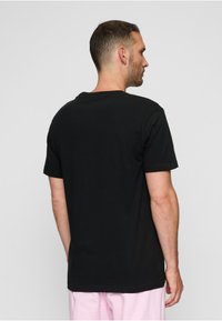 Mister Tee T-shirts print - black