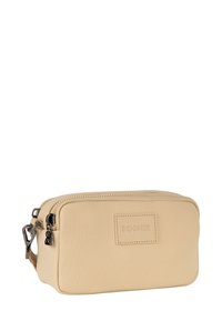 Beżowa nylonowa saszetka na zamek o płaskiej strukturze, wykonana z teksturowanej tkaniny, z naszywką z logo oraz srebrnymi akcentami metalowymi.