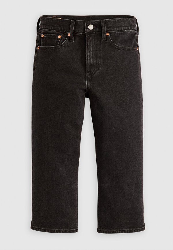 WEDGIE CAPRI - Denim shorts - she's in the zone2