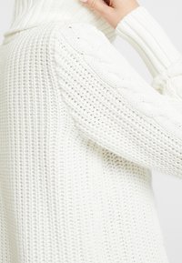 GAP Pullover - off-white