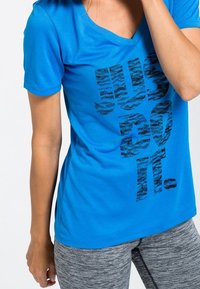 Nike Performance T-shirt z nadrukiem