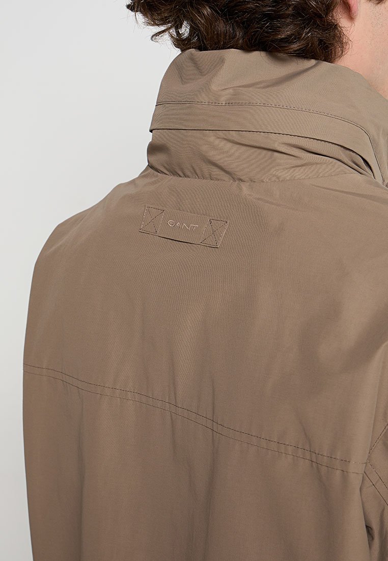 Leichte Jacke
