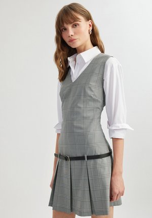PLEATED - Vestido informal - black
