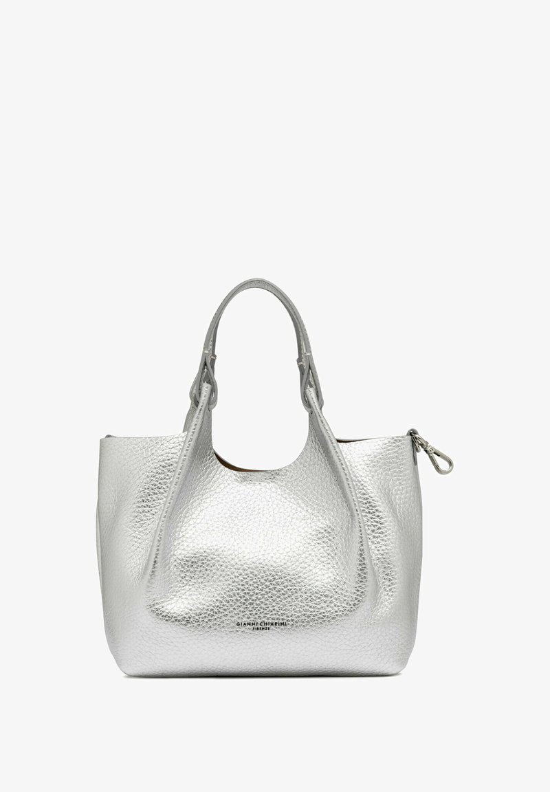 Sac à main en cuir texturé argenté avec doubles poignées et clip latéral, estampillé "Gianni Chiarini Firenze" au centre devant.