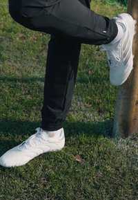 adidas Performance Scarpe da calcio per terreni duri - cloud white/silver metallic
